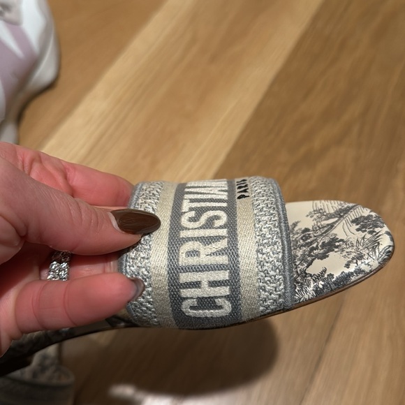 Christian Dior slides - Picture 5 of 8